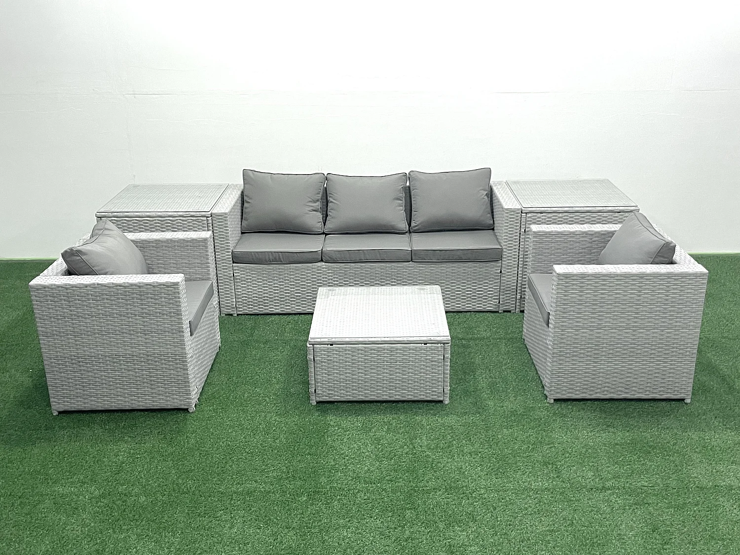 5-Sitzer Polyrattan Gartenmöbel Set mit 3-Sitzer Sofa 2 Sesseln Quadratischer Couchtisch 2 Beistelltischen Hellgrau gemischt