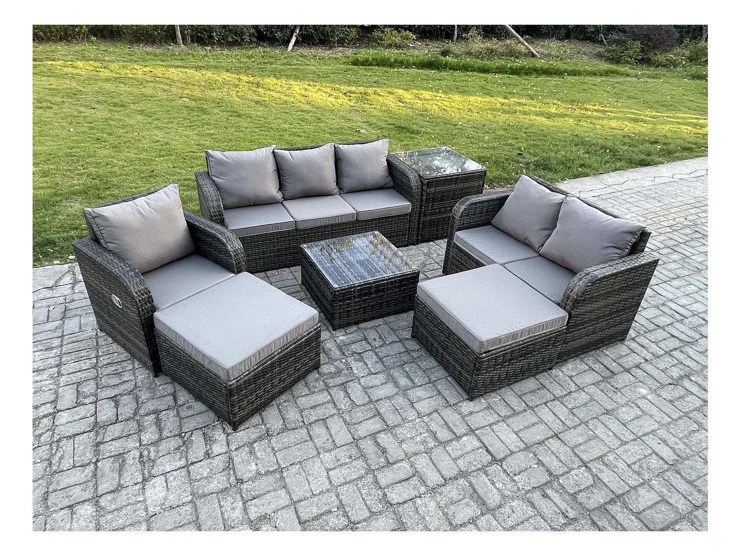 Rattan-Gartenmöbel 8-Sitzer Set Patio Tisch Sofa Stuhl Set mit Graue Kissen Beistelltisch 2 hohen Hockern