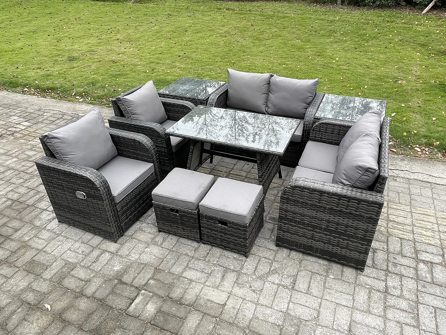 8-Sitzer Polyrattan Garten Esstisch Set Gartenmöbel Sofa mit Rechteckiger Esstisch 2 Beistelltischen 2 kleine Fußhockern Dunkelgrau Gemischt