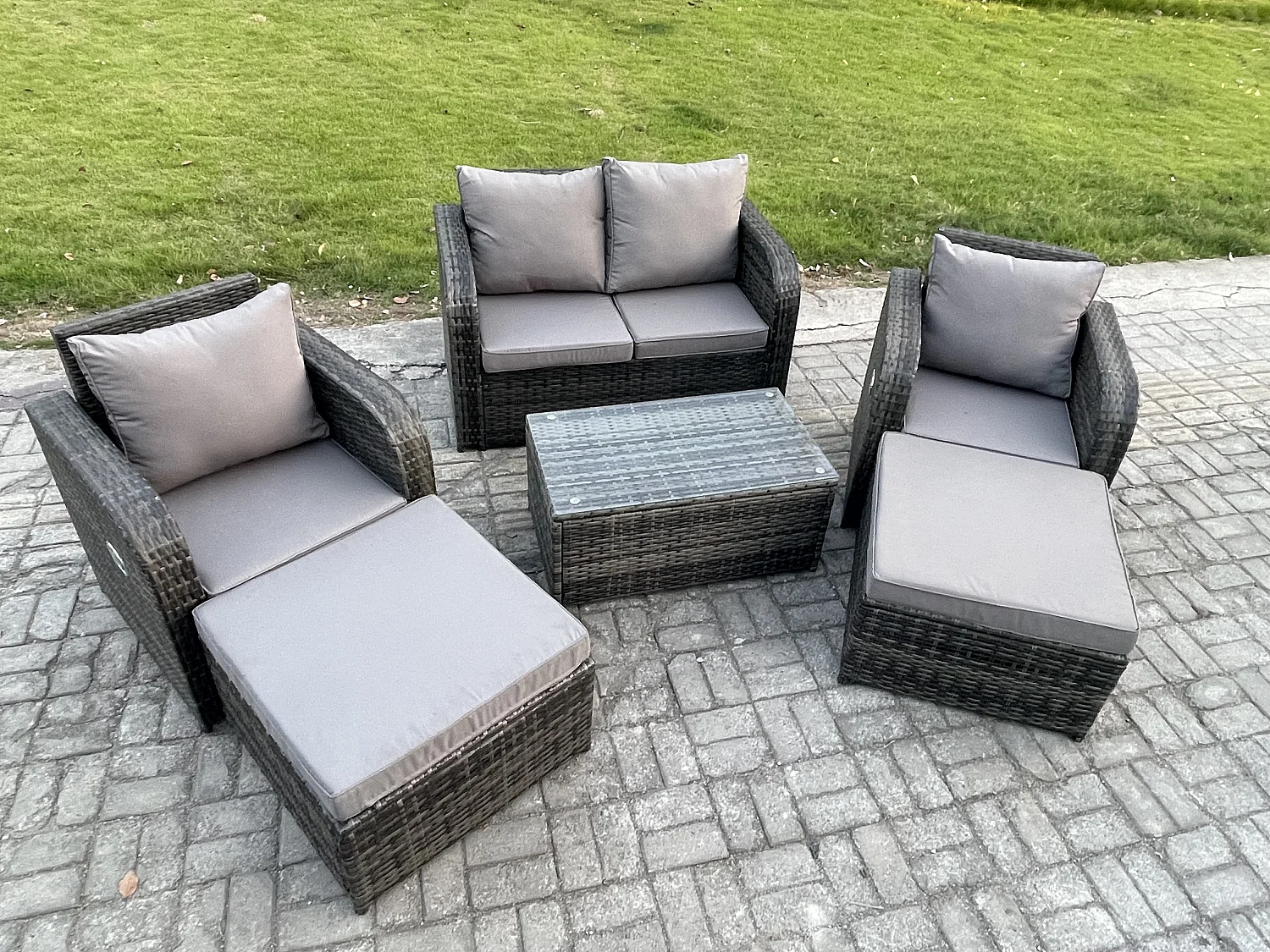 6-Sitzer Gartenmöbelset Rattan Garten Sofa im Freien Sessel mit Gehärteter Glastisch 2 hohen Hockern Dunkelgrau Gemischt