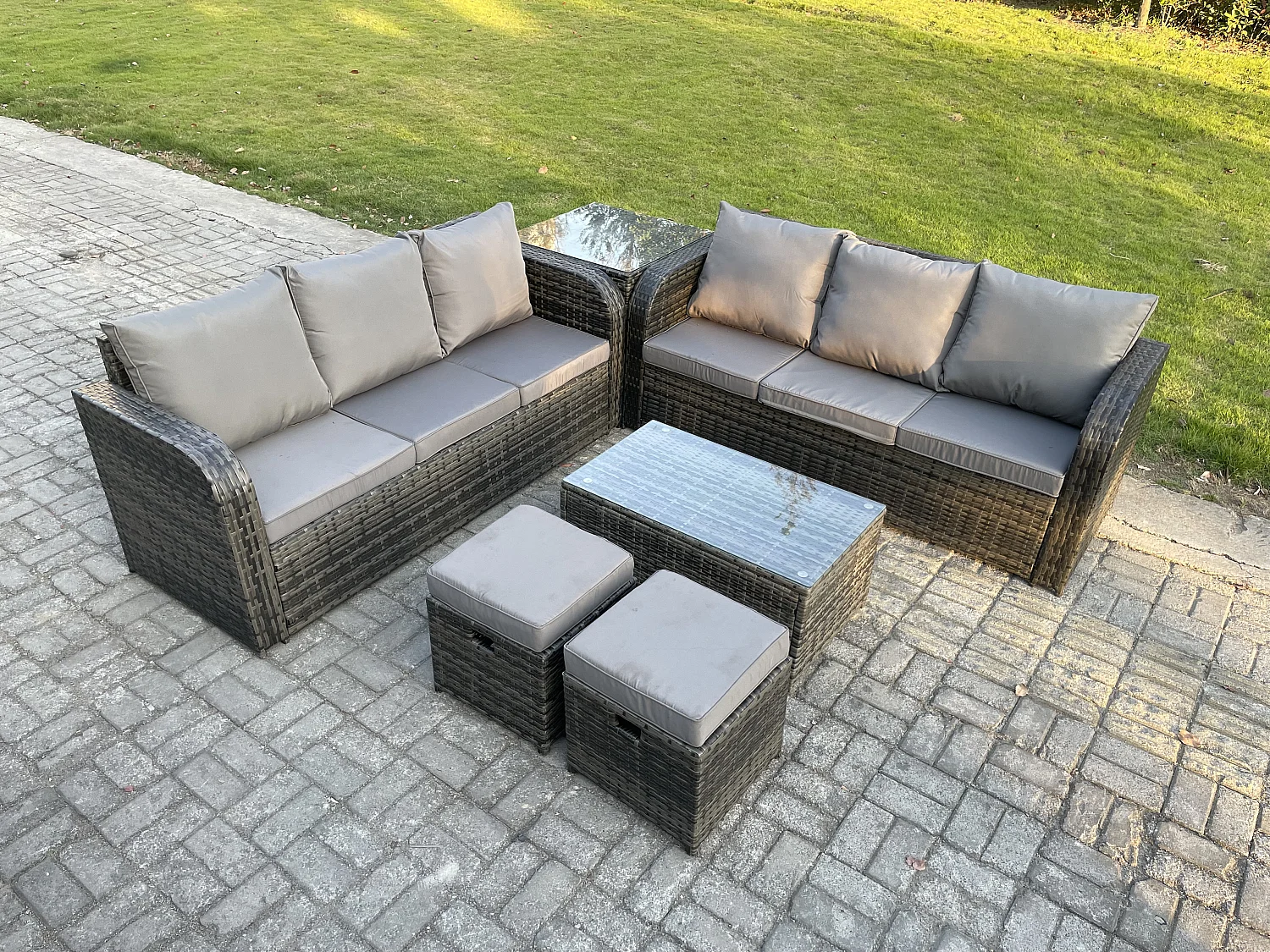 Ensemble de meubles de jardin en polyrotin 8 places avec Table basse rectangulaire Canapé 3 places Table d'appoint 2 Petits tabourets Gris foncé mixte