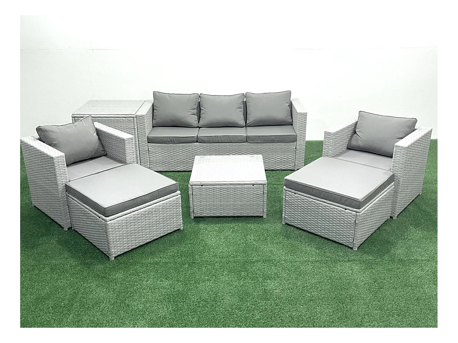 7-Sitzer Polyrattan Gartenmöbel Set mit 3-Sitzer Sofa 2 Sesseln Quadratischer Couchtisch 2 hohen Hockern Beistelltisch Hellgrau gemischt