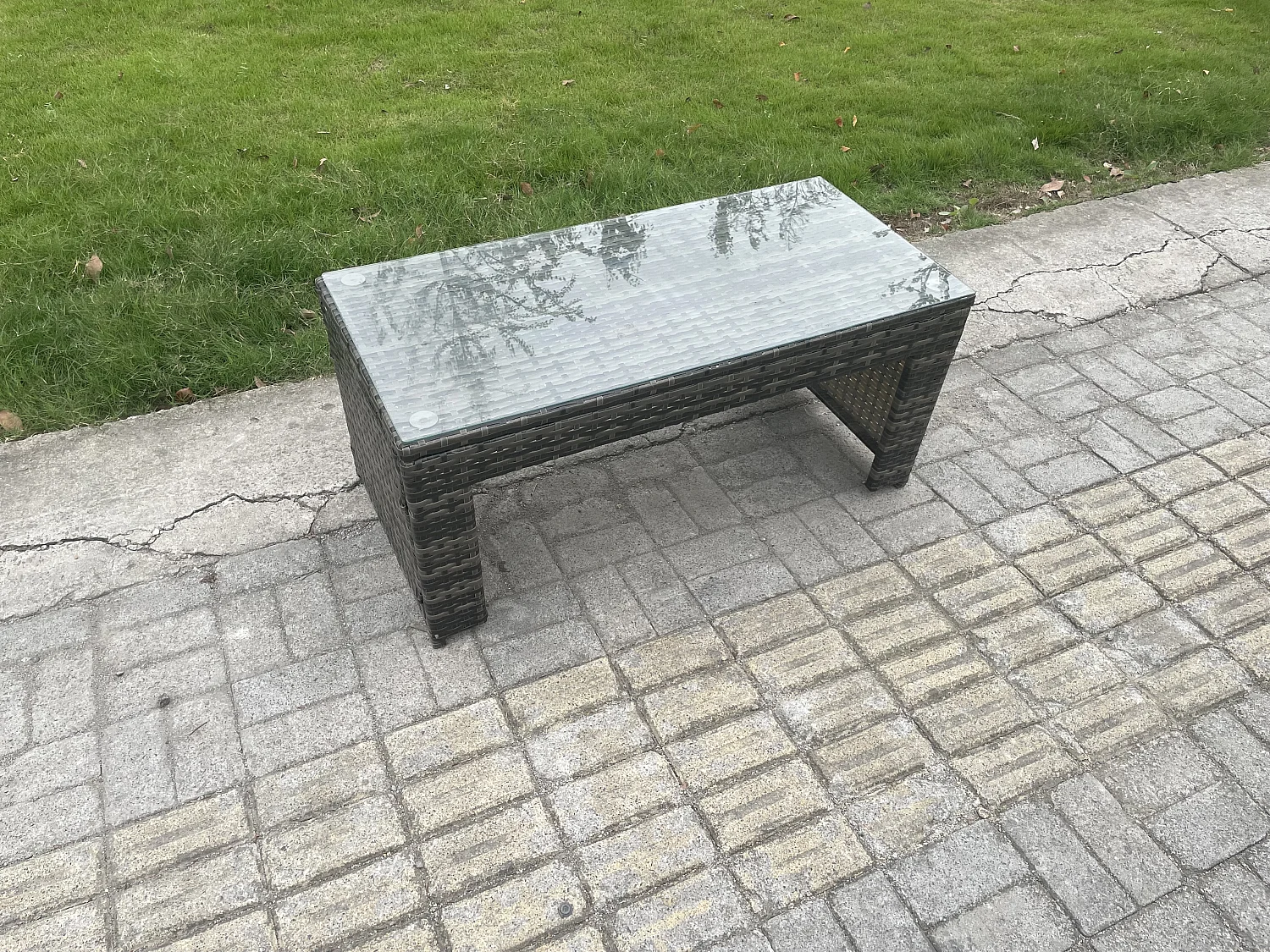 Polyrattan Gartenmöbel Set mit Rechteckiger Couchtisch 2 Beistelltischen 2 hohen Hockern 7-Sitzer Polyrattan Garten Sofa im Freien Set