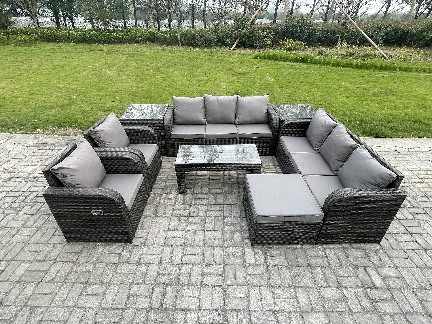9-Sitzer Polyrattan Sofa Set Outdoor Patio Gartenmöbel mit 2 Liegestühle Couchtisch 2 Beistelltischen 2 Großer Hockern Dunkelgrau Gemischt