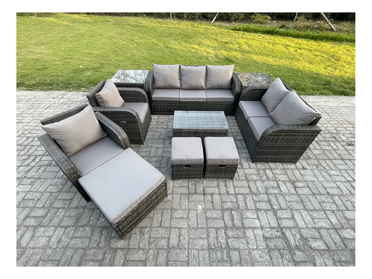 Rattan Gartenmöbel Set im Balkon 10-Sitzer Garten Sofa Set mit Rechteckiger Couchtisch Liegestühle Loveseat Sofa 2 Beistelltischen 3 Hockern