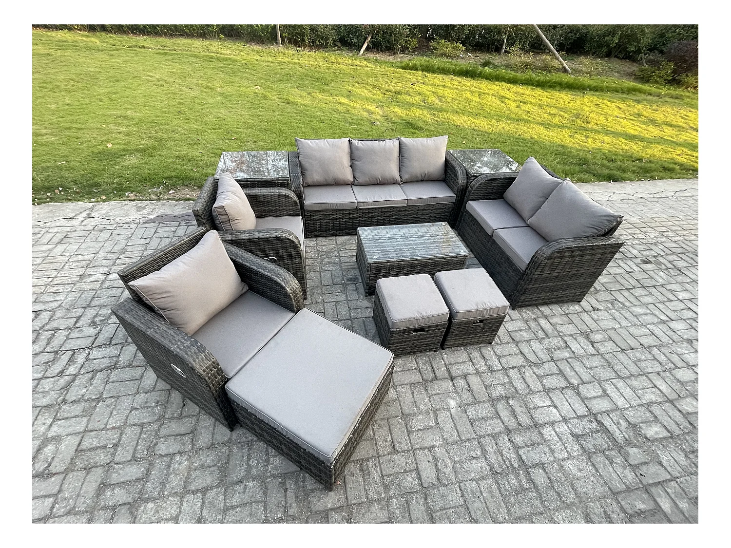 Rattan Gartenmöbel Set im Balkon 10-Sitzer Garten Sofa Set mit Rechteckiger Couchtisch Liegestühle Loveseat Sofa 2 Beistelltischen 3 Hockern