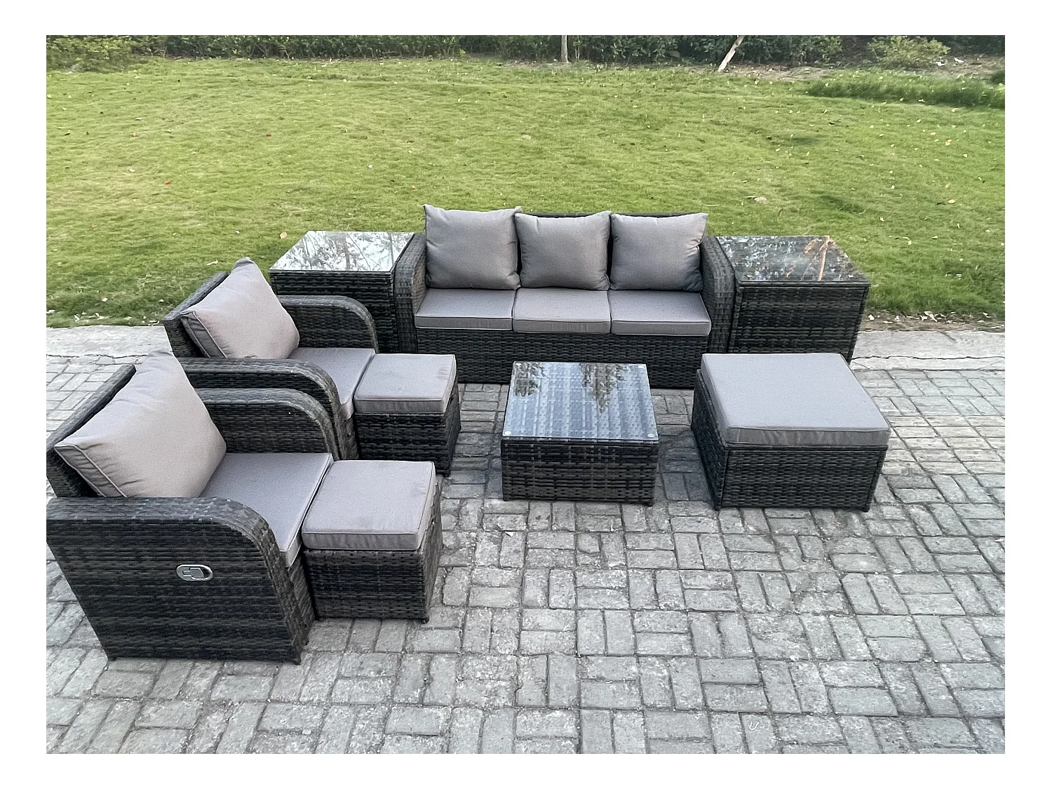 Rattan Gartenmöbel Set im Balkon 8-Sitzer Garten Sofa Set mit Quadratischer Couchtisch 2 Beistelltischen 3 Hockern