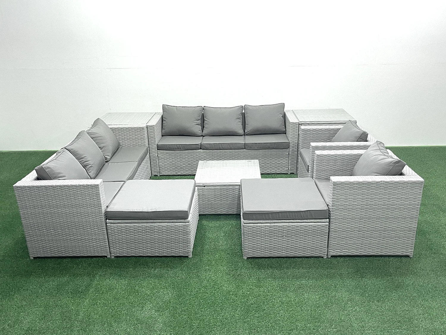 Salon de Jardin en rotin avec 2 Fauteuil Table basse carrée 2 Grand tabourets 2 Tables d'appoint Gris clair mixte