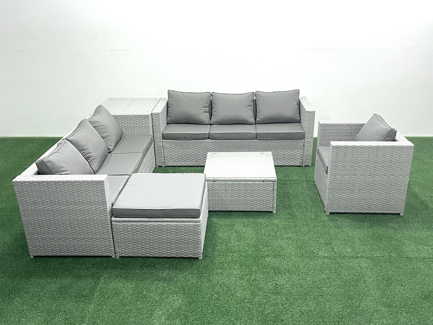 Polyrattan Sofa Gartenmöbel Set mit Sessel Quadratischer Couchtisch 2 Großer Hockern Beistelltisch Hellgrau gemischt