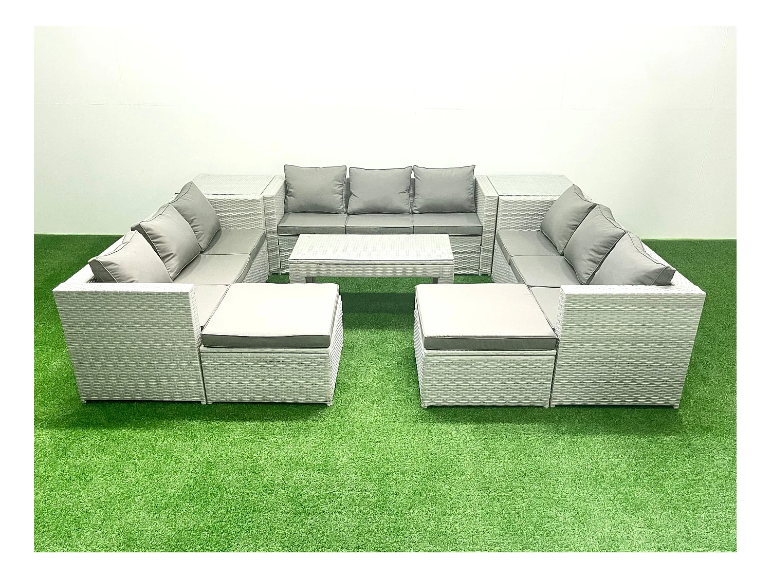 Gartenmöbel im Freien Polyrattan 11-Sitzer Garten Sofa Rechteckiger Couchtisch Set mit 2 hohen Hockern 2 Beistelltischen Hellgrau gemischt