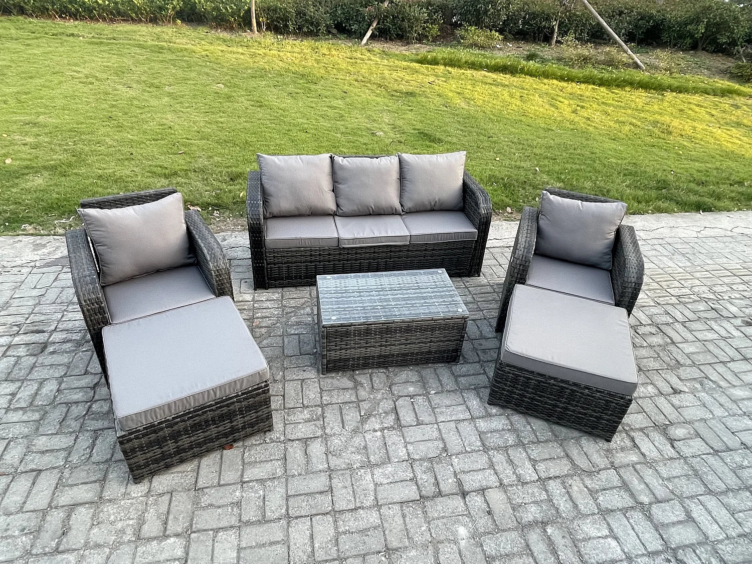 Salon de jardin 7 places Ensemble de canapés en rotin avec Table basse 2 Grand tabourets Gris foncé mixte