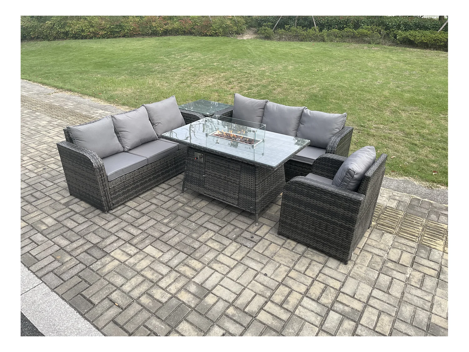 Rattan Gartenmöbel Set im Balkon Gas Feuerstelle Tisch Liegestühle 3-Sitzer Sofa Sets mit Beistelltisch 7-Sitzer