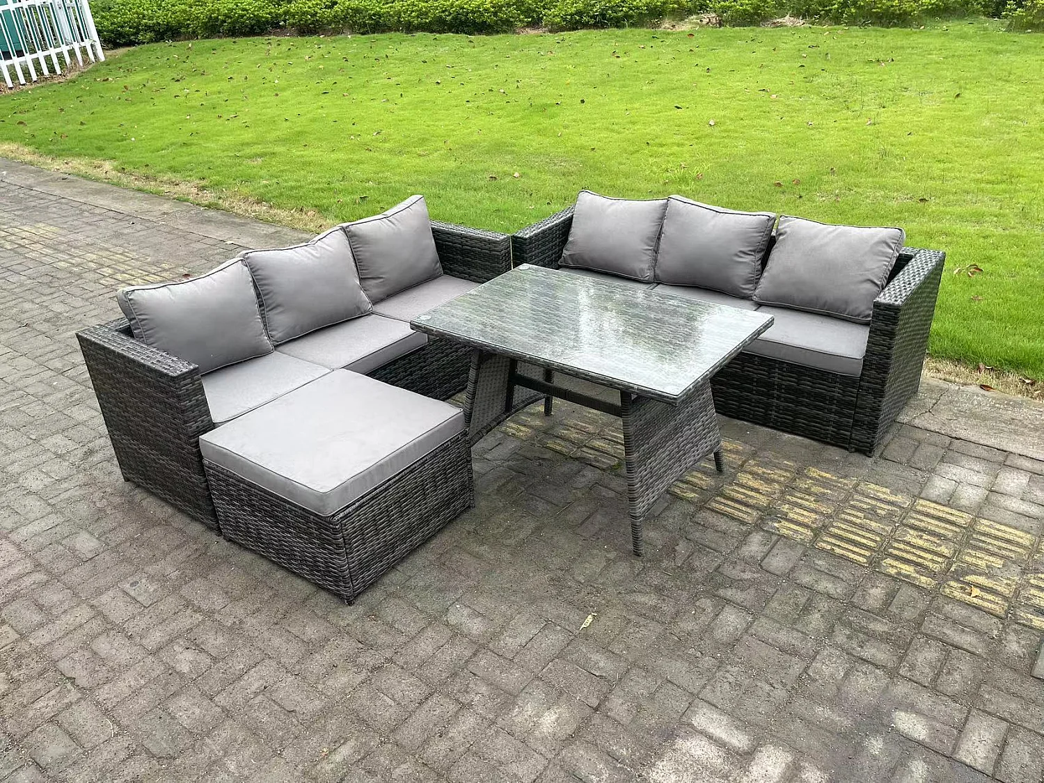 7-Sitzer Polyrattan Garten Esstisch Set Gartenmöbel Sofa mit Esstisch 2 Großer Hockern Dunkelgrau Gemischt