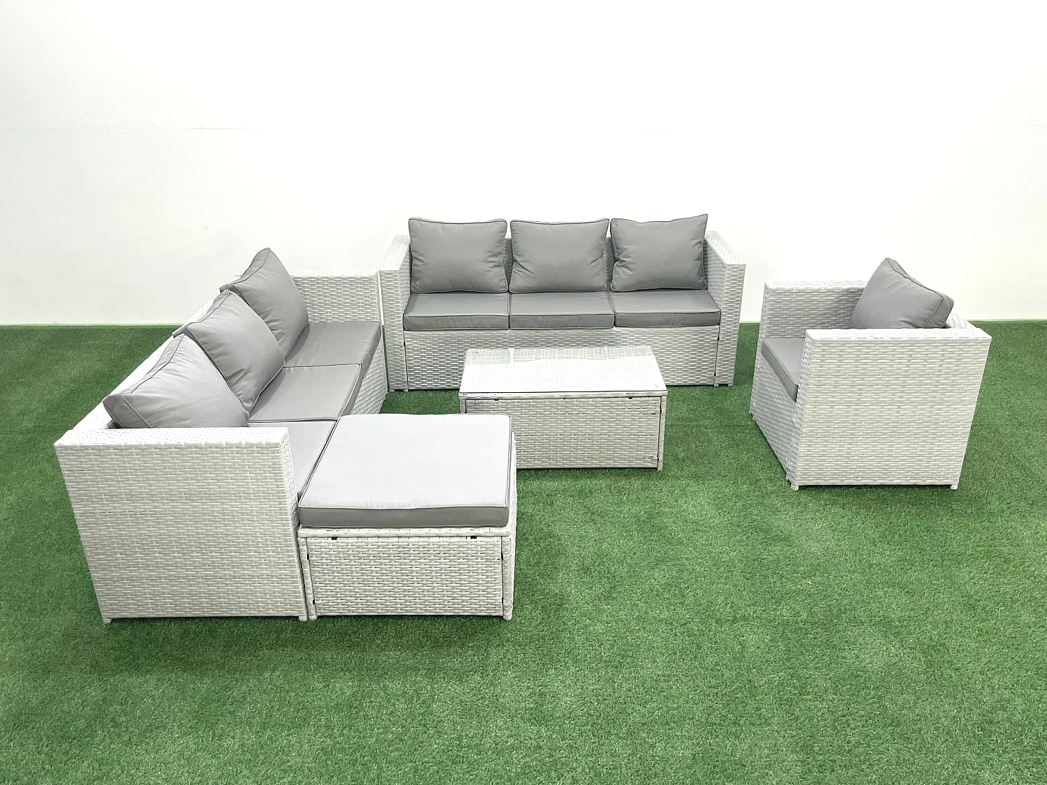 Polyrattan Sofa Gartenmöbel Set mit Sessel Rechteckiger Couchtisch 2 Großer Hockern Hellgrau gemischt