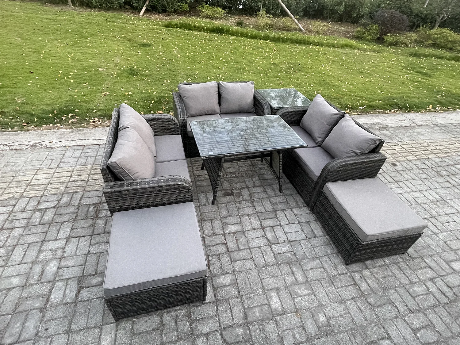 Polyrattan Gartenmöbelset 8-Sitzer Gartensofa Set Set mit Rechteckiger Esstisch 2 hohen Hockern Beistelltisch Dunkelgrau Gemischt