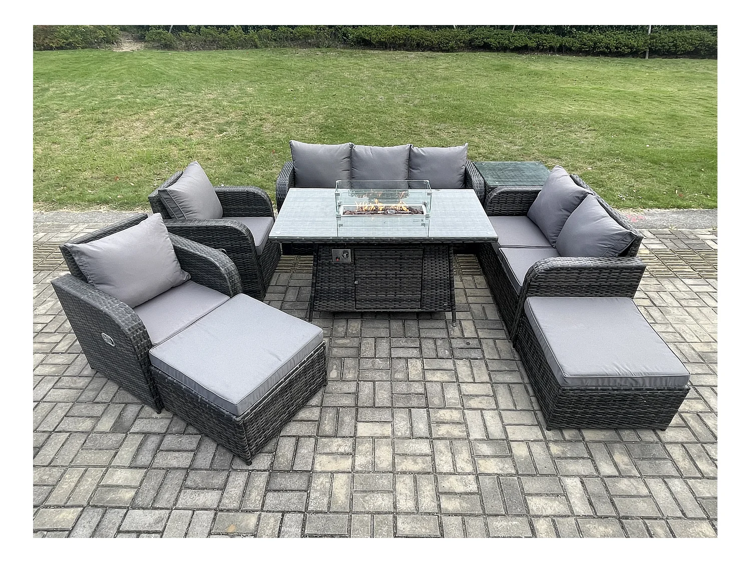 9-Sitzer Polyrattan Gartenmöbelset Gasfeuerstelle Esstisch und Sofa Sessel set mit Beistelltisch 2 hohen Hockern
