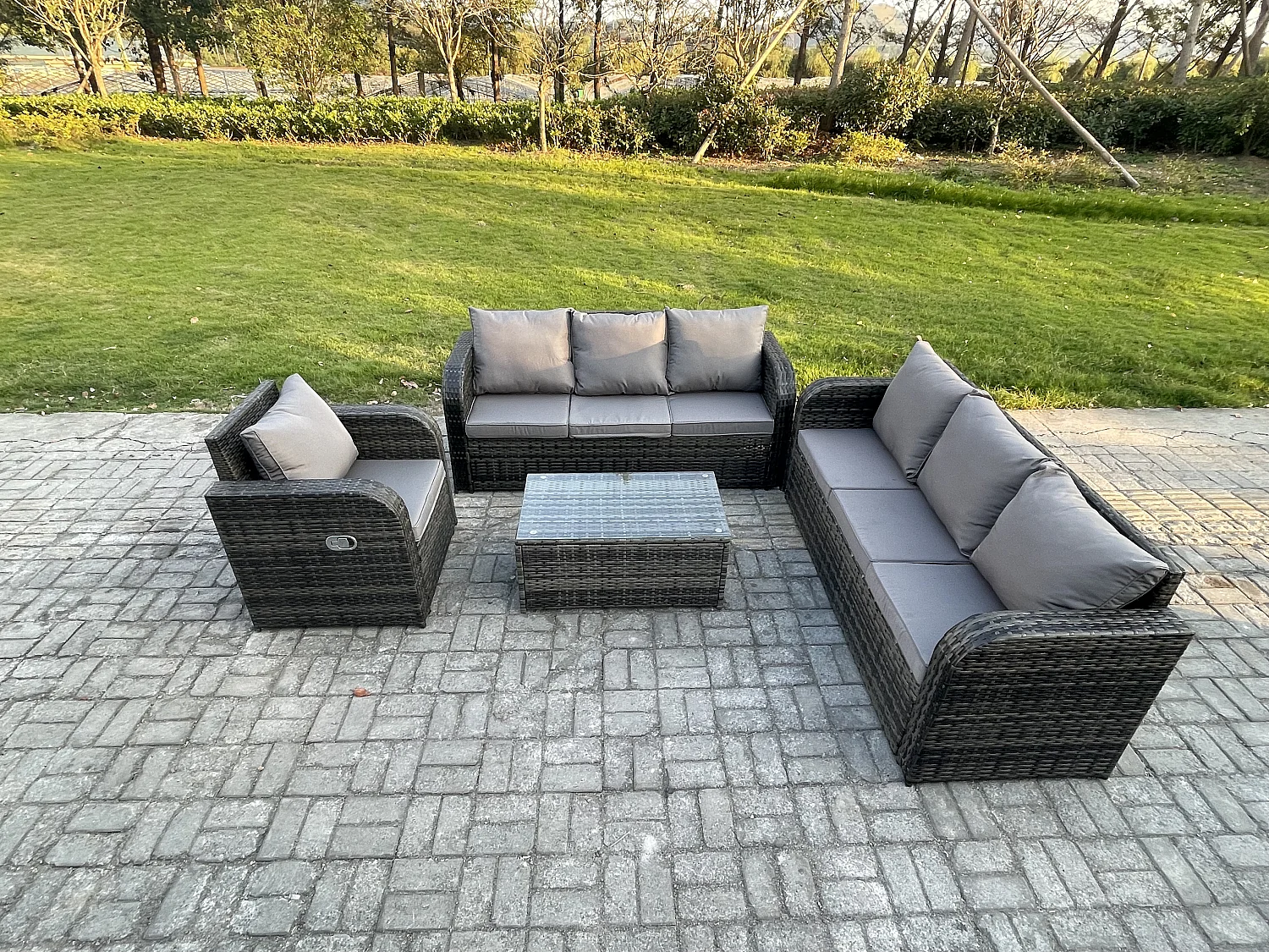 7-Sitzer Rattan Gartenmöbel Sofa Set Tisch & Stühle Set mit 3-Sitzer Sofa Liegestühle 3-Sitzer Sofa Dunkelgrau Gemischt