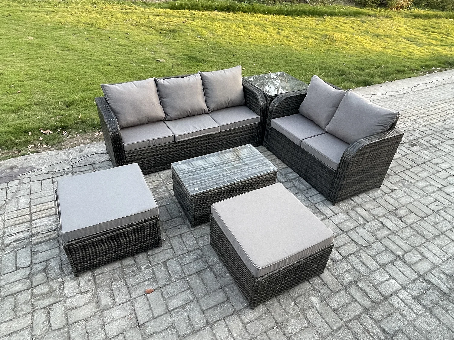 Polyrattan Gartenmöbel Set 7-Sitzer Garten Sofa im Freien Set mit Love Sofa Couchtisch 2 hohen Hockern Beistelltisch Dunkelgrau Gemischt