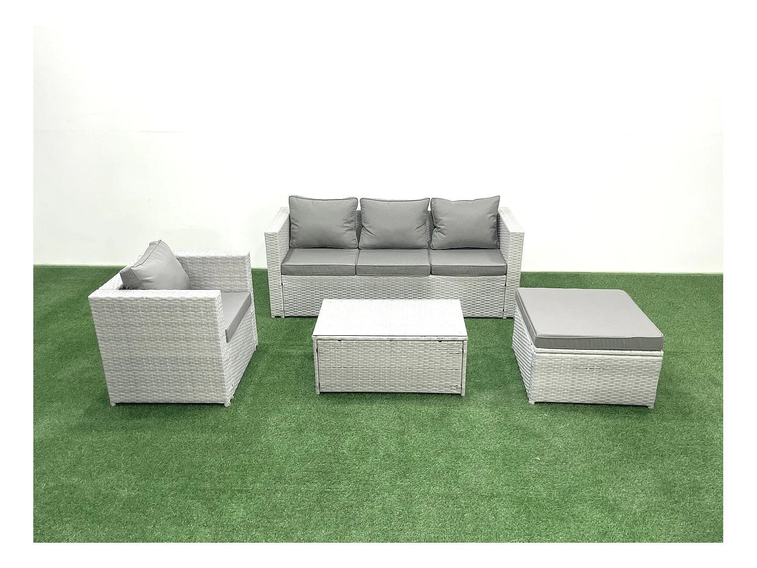Polyrattan Gartenmöbel Set mit 3-Sitzer Sofa Sessel Rechteckiger Couchtisch 2 Großer Hockern Hellgrau gemischt 5-Sitzer