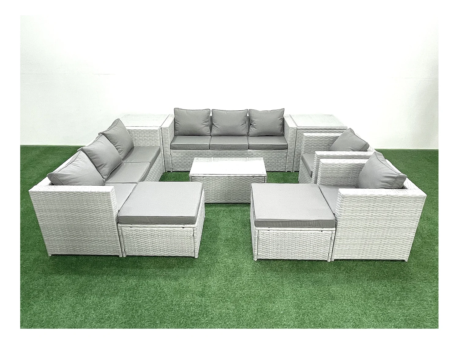 Rattan Sofa Gartenmöbel Set mit 2 Sesseln Rechteckiger Couchtisch 2 hohen Hockern 2 Beistelltischen Hellgrau gemischt