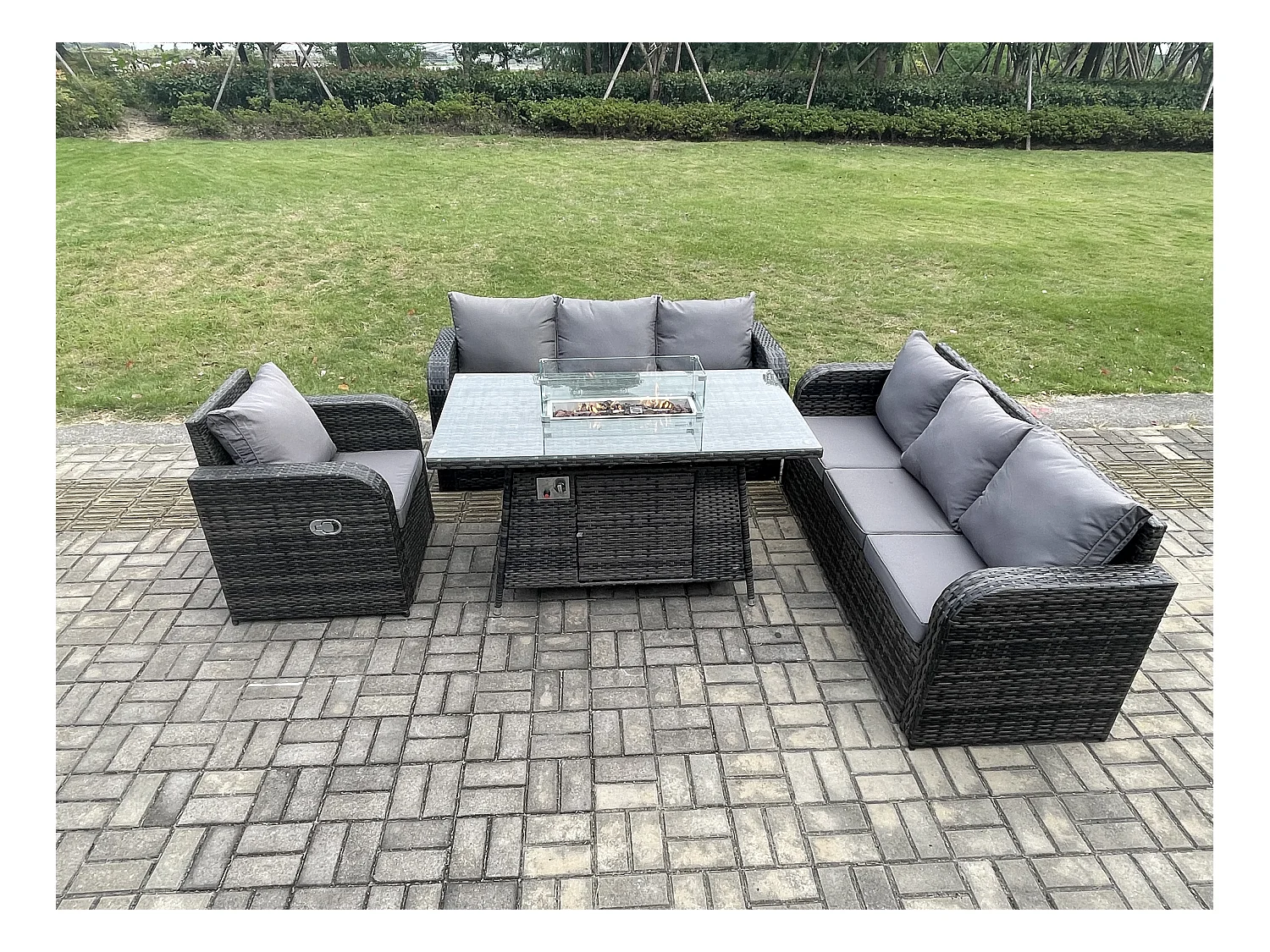 Rattan Gartenmöbel Set im Balkon Gas Feuerstelle Tisch Liegestühle 3-Sitzer Sofa Sets 7-Sitzer
