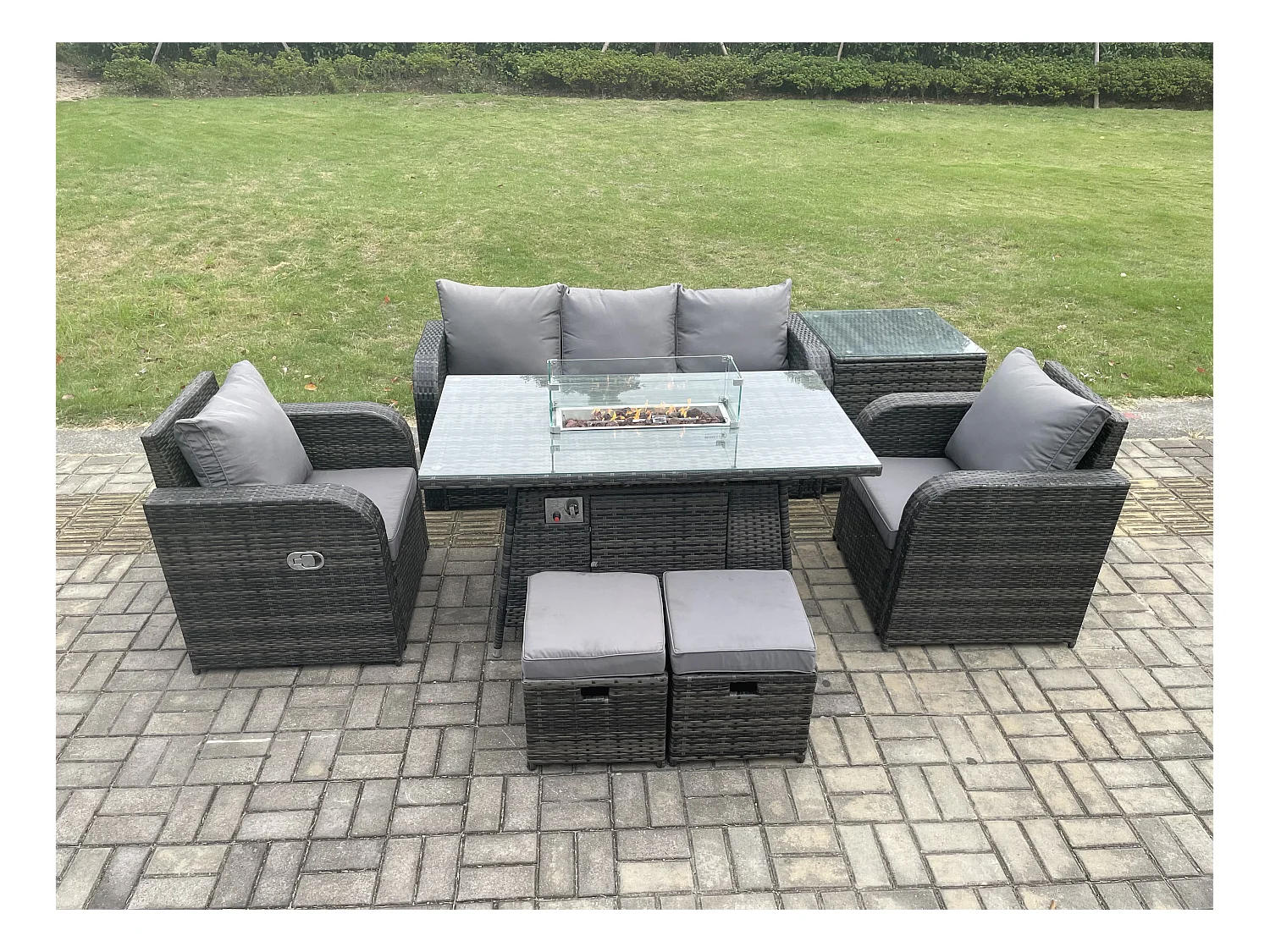 Polyrattan Gartenmöbelset Gasfeuerstelle Esstisch mit Sofa Beistelltischen 2 kleinen Hockern