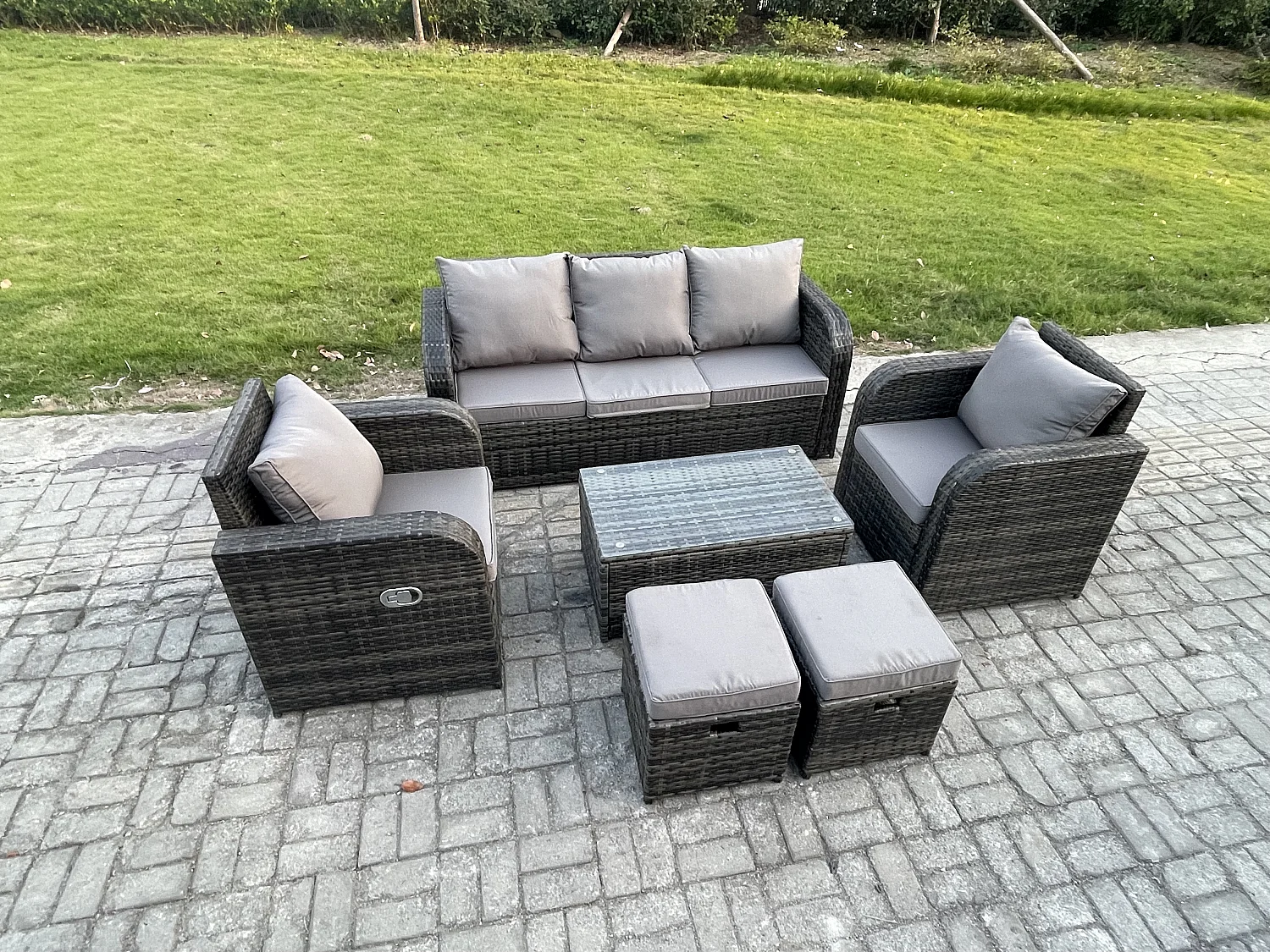 Polyrattan Gartenmöbelset Garten Lounge Set mit Liegestühle Rechteckiger Couchtisch 2 kleinen Hockern Dunkelgrau Gemischt
