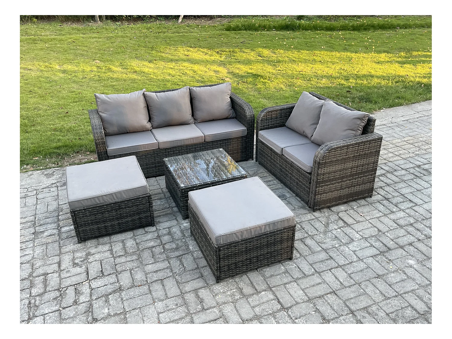 Salon de jardin 7 places Ensemble de canapés en rotin Table basse carrée 2 Grand tabourets
