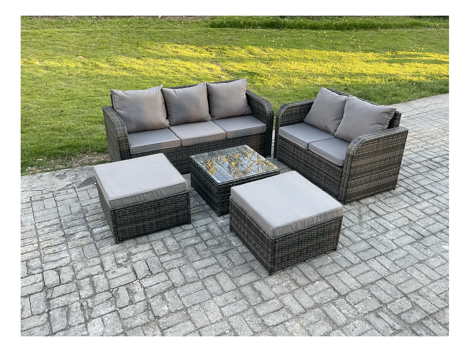 Salon de jardin 7 places Ensemble de canapés en rotin Table basse carrée 2 Grand tabourets