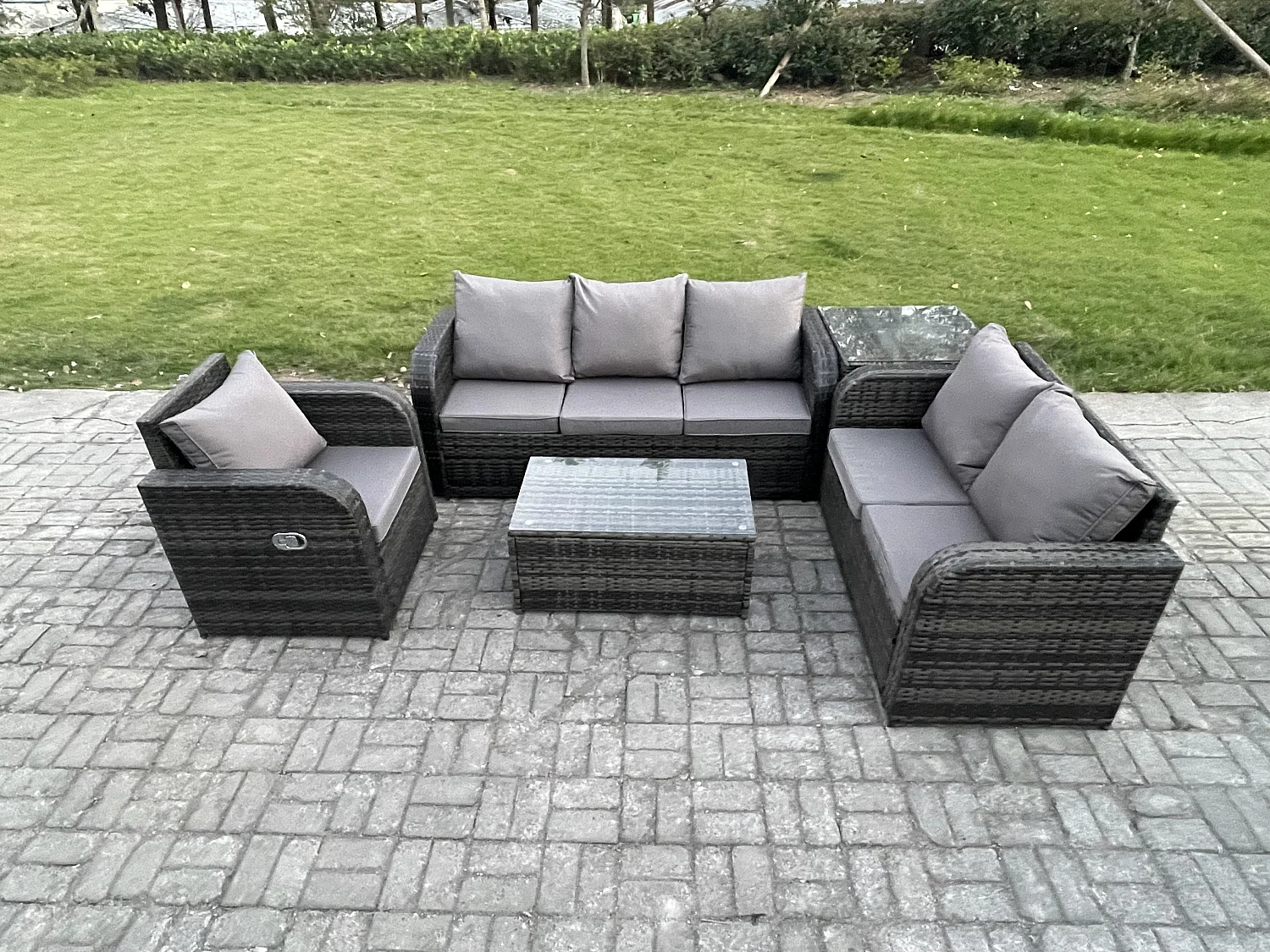 Rattan Gartenmöbel Set im Balkon 6-Sitzer Garten Sofa Set mit Rechteckiger Couchtisch Liegestühle 3-Sitzer Sofa Beistelltisch