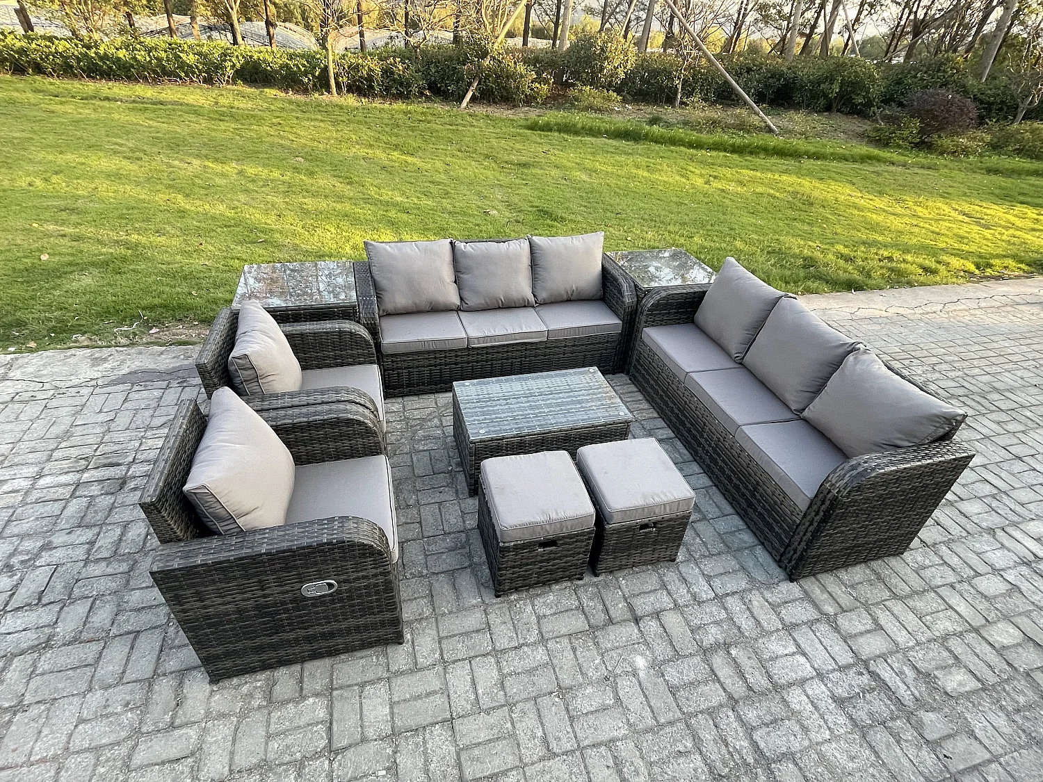 Ensemble de canapés en rotin avec Canapé 3 places Chaise inclinable 2 Petits tabourets Canapé 3 places 2 Tables d'appoint Gris foncé mixte