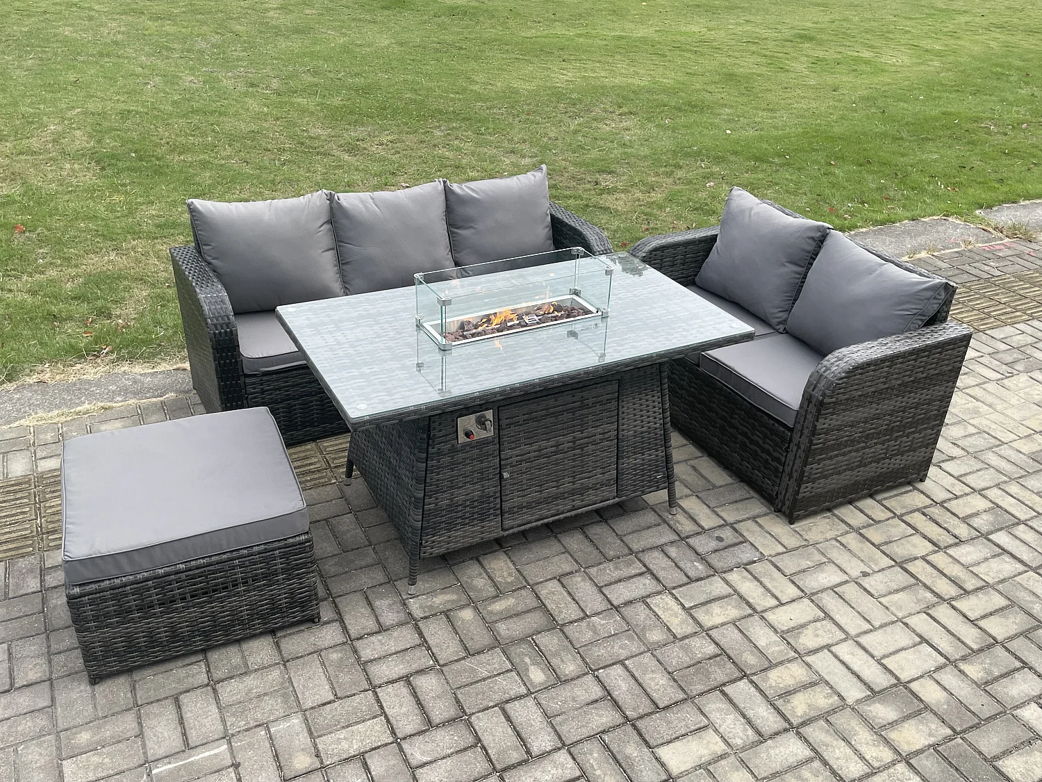 Polyrattan Gartenmöbelset Gasfeuerstelle Esstisch und Sofa set mit 2 Großer Hockern