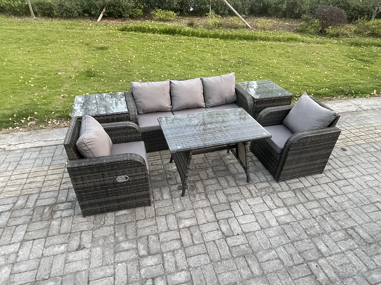 Hoher Rücken Rattan Gartenmöbel Sets mit Rechteckiger Esstisch Liegestühle 3-Sitzer Sofa 2 Beistelltischen