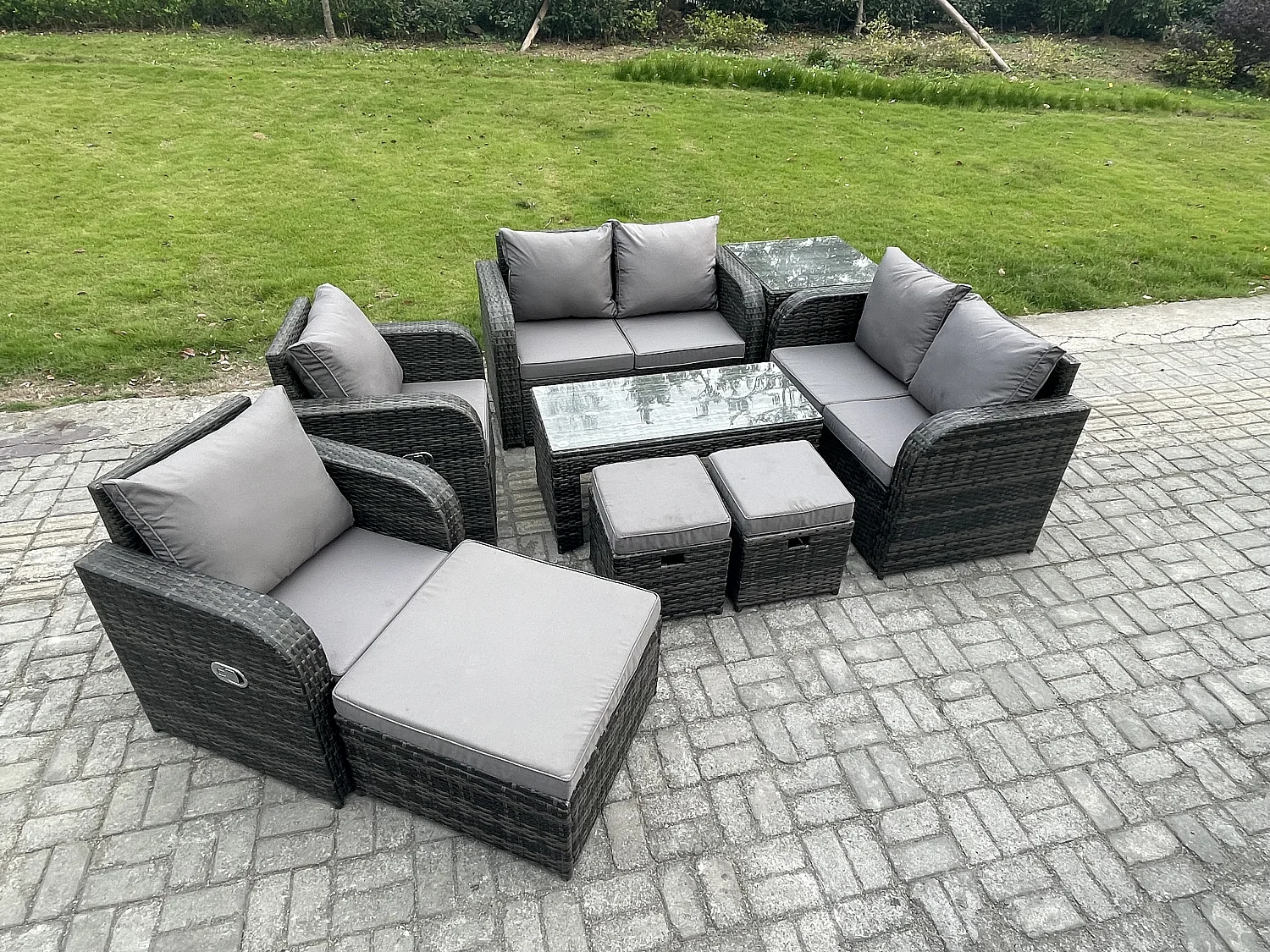 9-Sitzer Polyrattan Gartenmöbel Set Rattansofa, Tisch und Sesseln Couchtisch 3 Hockern Terrassenset