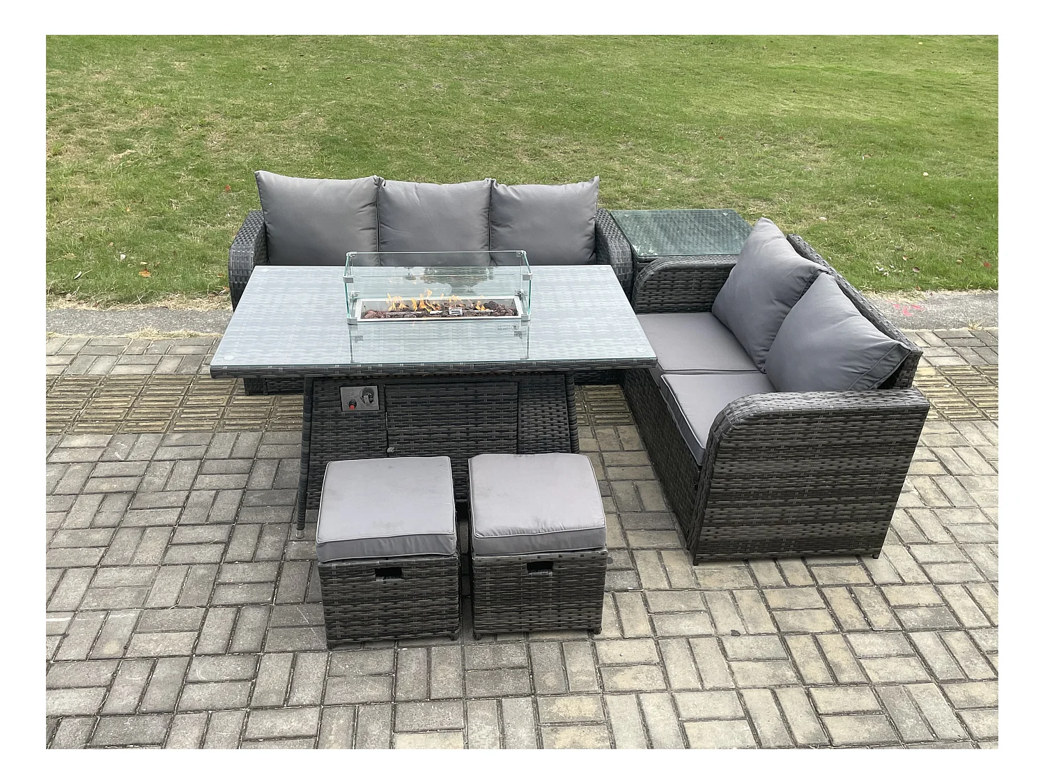 Polyrattan Gartenmöbelset Gasfeuerstelle Esstisch und Sofa set mit Beistelltisch 2 kleine Fußhockern