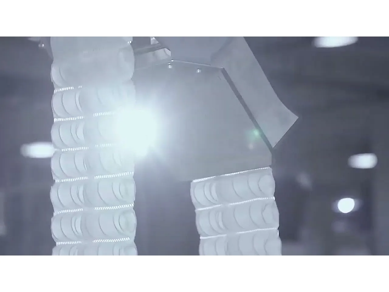 Matelas 140 x 190 cm ressorts,ensachés ép. 22 cm, ergonomique 7 zones, avec housse, mousse mémoire, anti-acariens et antibactérien