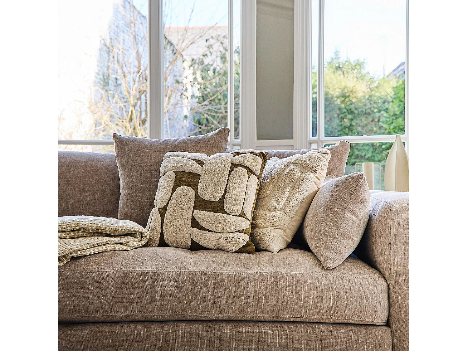 Coussin tufté en coton - 45 x 45 cm - Écru