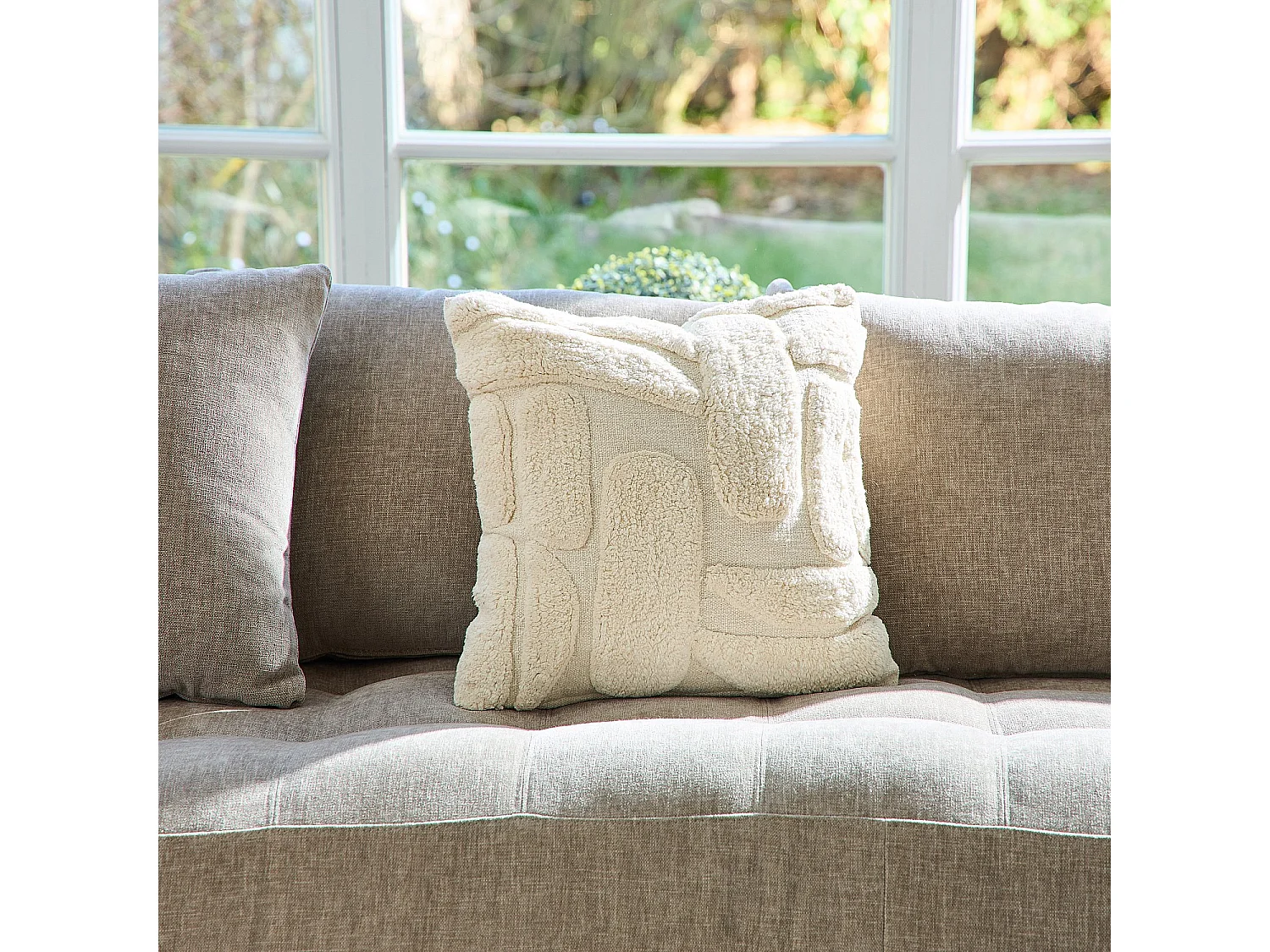 Coussin tufté en coton - 45 x 45 cm - Écru