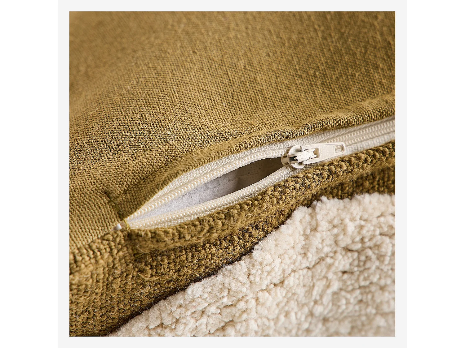 Habitat - Coussin tufté en coton - 45 x 45 cm - Bronze - Anouk