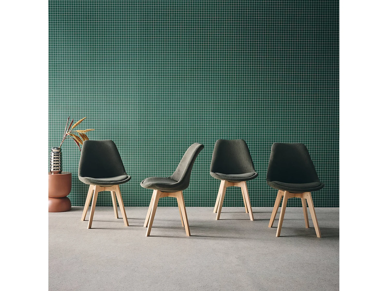 Silla escandinava de madera de haya y pana fina, set de 4 verde kaki