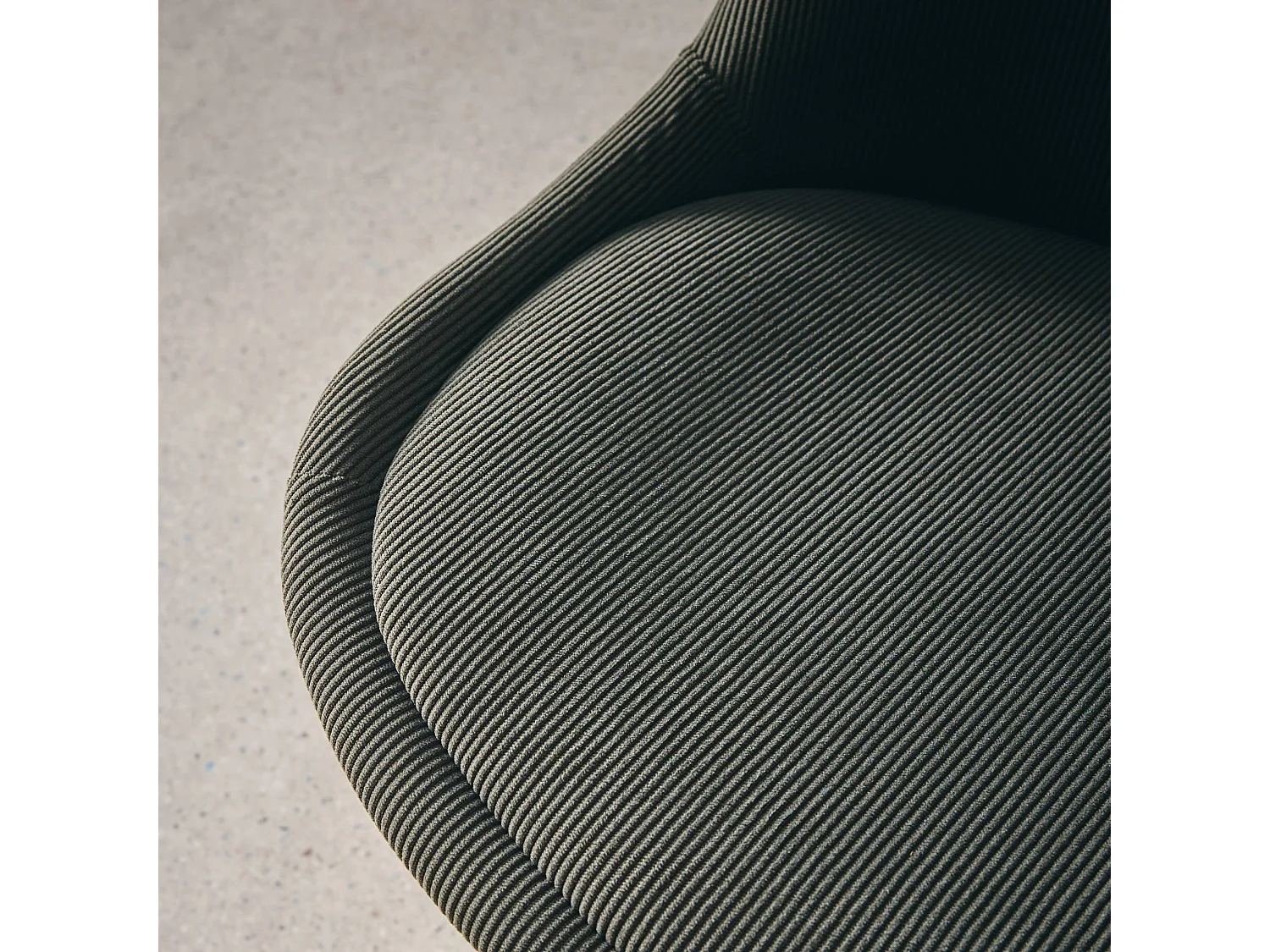 Silla escandinava de madera de haya y pana fina, set de 4 verde kaki