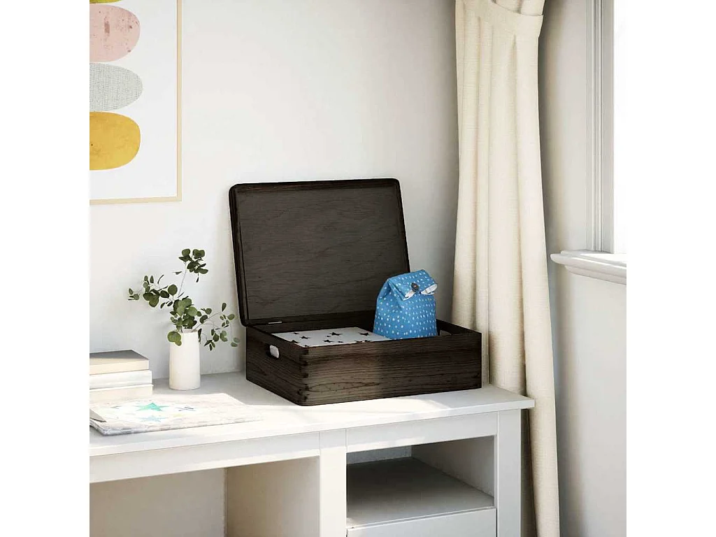 Holzkiste mit Deckel und Griffen aus schwarzem massivem Kiefernholz