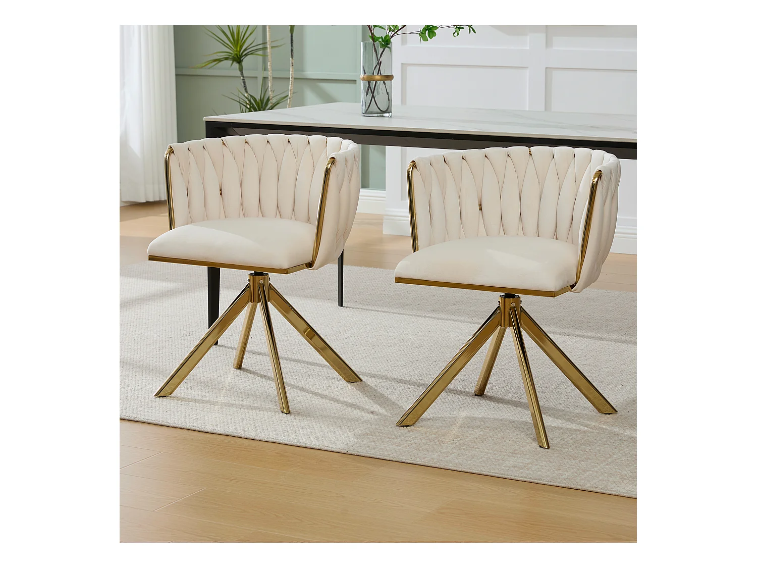 Lot de 2 chaises avec structure en métal - 56 x 50 x 70 cm - rotation à 180°- pieds dorés - velours - ivoire