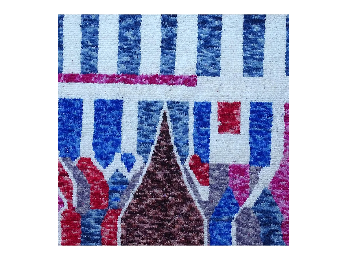 Authentique tapis berbère 145x235 fait à la main en laine blanc cassé et bleu AZILAL 19 motif ethnic