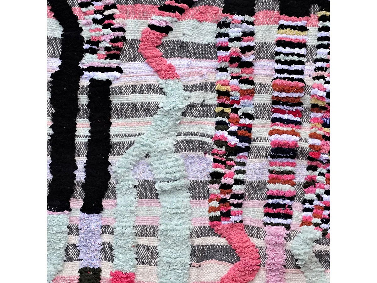 Authentique tapis berbère 140x210 fait à la main en laine multicolore AZILAL 32 motif ethnic