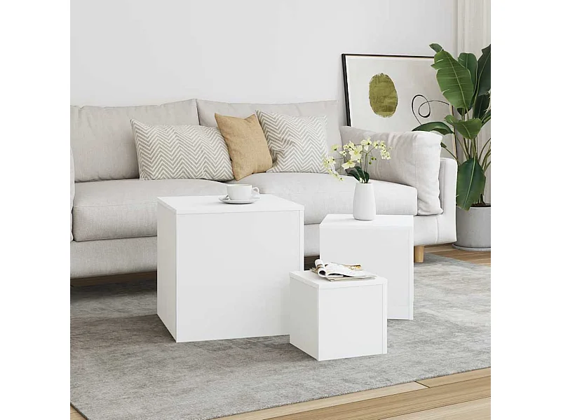 stuks witte bewerkte houten bijzettafels