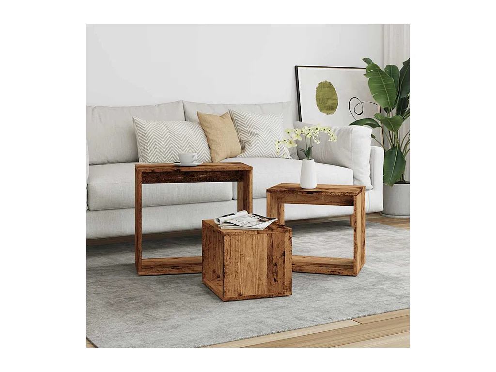 Bijzettafels 3 stuks oud hout bewerkt hout