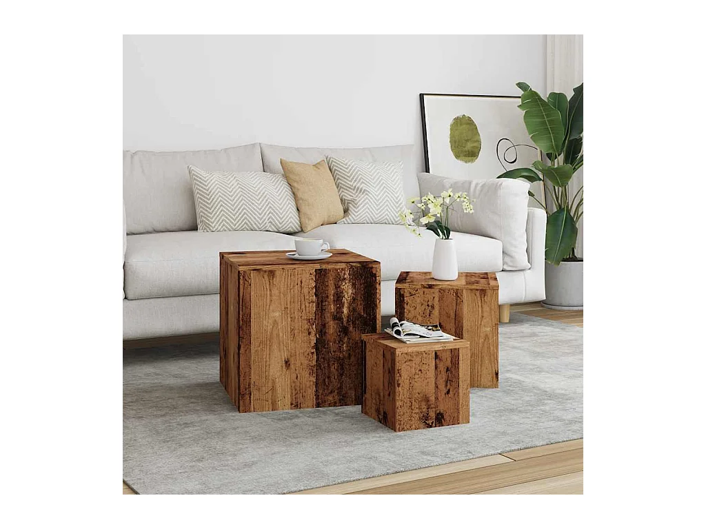 stuks bijzettafels oud hout bewerkt hout