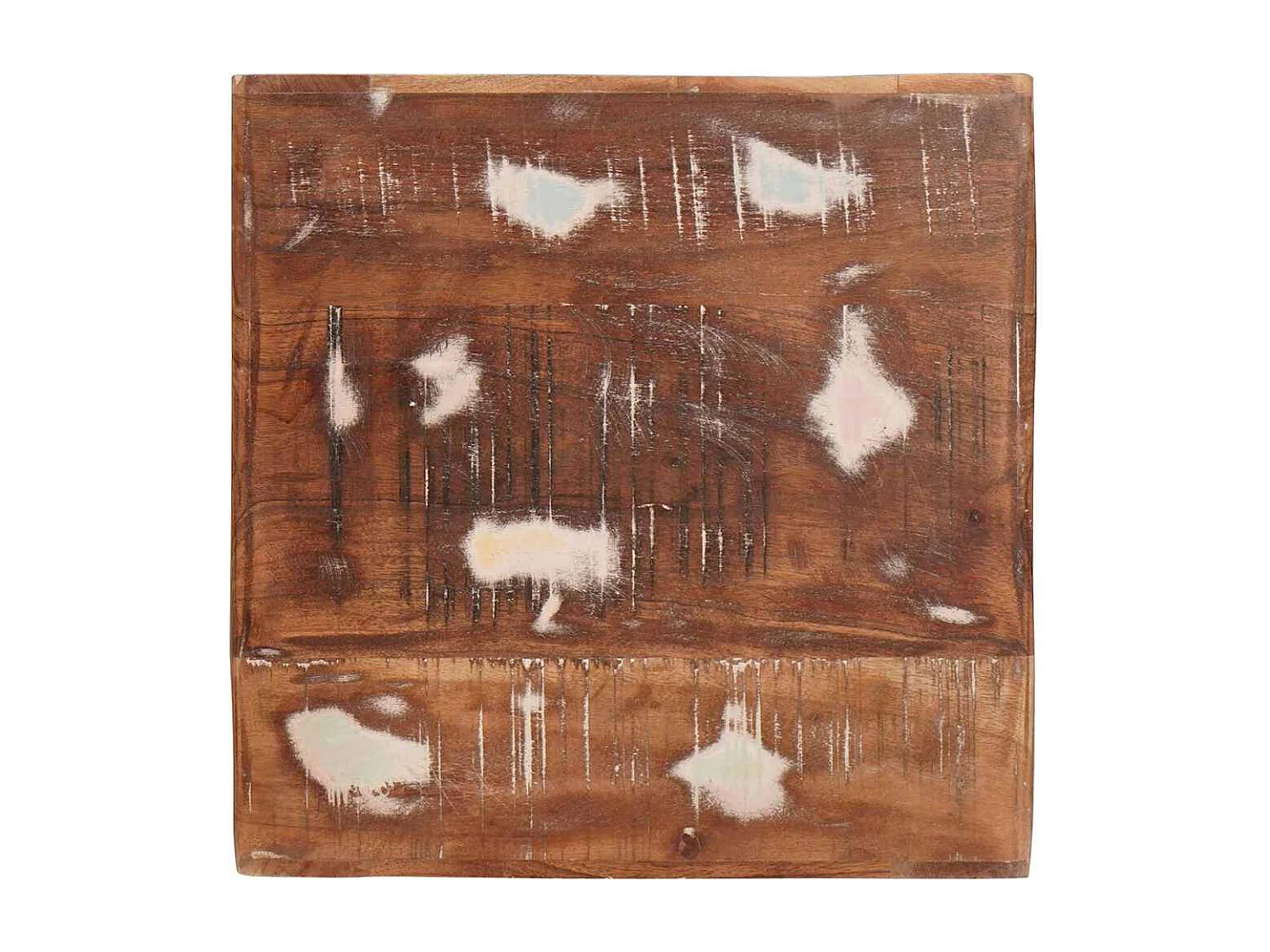 Mesas auxiliares multicolores fabricadas con madera maciza recuperada