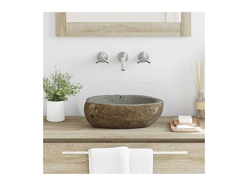 Lichtgrijze kom (30-37) x (25-30) x 12 cm riviersteen